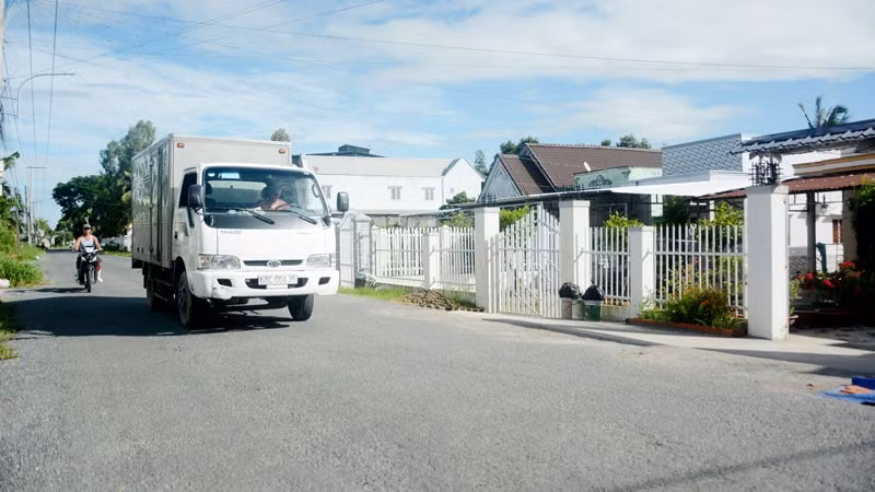 Giao thông nông thôn trên địa bàn xã Châu Thành.