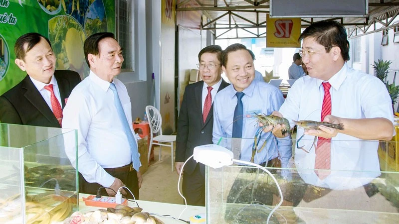 Đại tướng Lê Hồng Anh, nguyên Ủy viên Bộ Chính trị, nguyên Thường trực Ban Bí thư về dự Đại hội đại biểu lần thứ I, nhiệm kỳ 2025-2030, nhắc lại truyền thống hào hùng của vùng căn cứ cách mạng Vĩnh Bình trong hai cuộc kháng chiến.