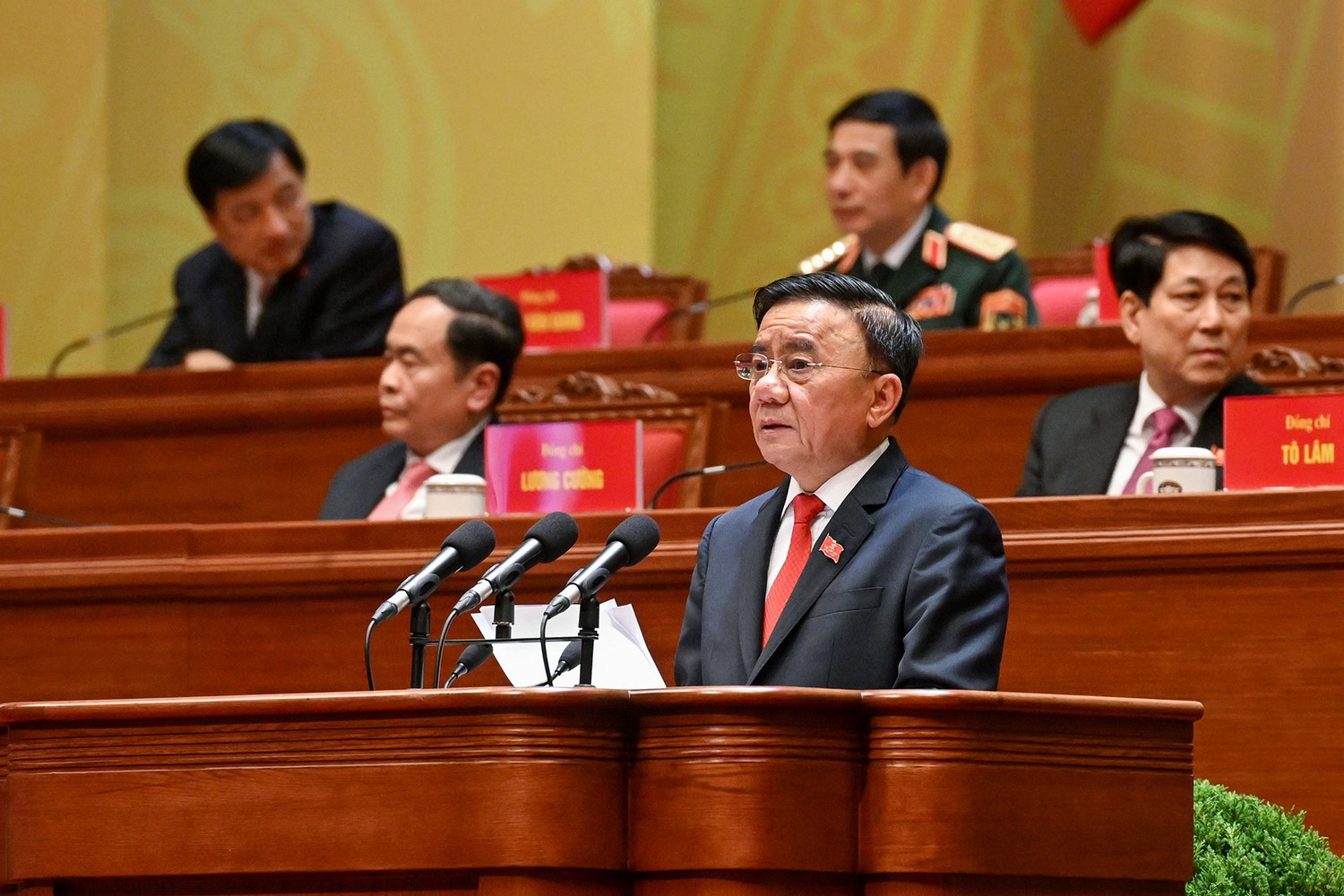 Đồng chí Trần Cẩm Tú, Ủy viên Bộ Chính trị, Thường trực Ban Bí thư khóa XIV phát biểu tại phiên bế mạc. bemac5.jpg