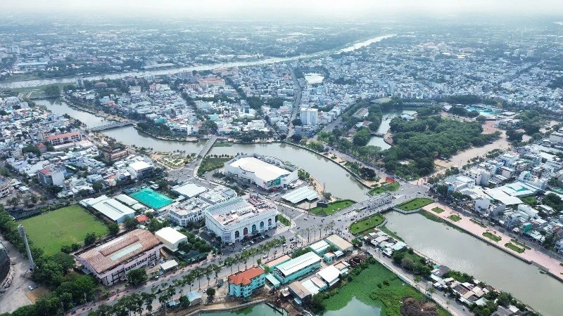 Cụm đô thị Trung tâm hành chính Tây Ninh tại phường Long An là trung tâm kết nối vùng rất thuận lợi cho việc giao thương kinh tế, đảm bảo quốc phòng-an ninh