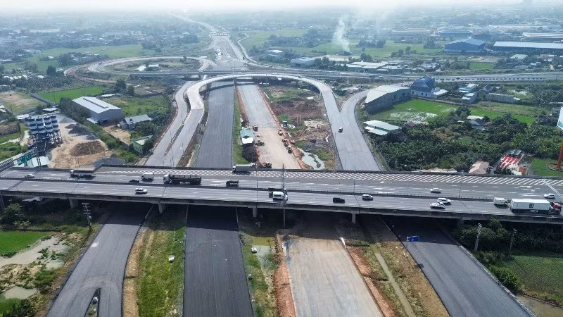 Khu vực kết nối các vùng động lực nằm trên đất Tây Ninh đang hoàn thiện đưa vào khai thác năm 2026 gồm: Vành đai 3, cao tốc Thành phố Hồ Chí Minh-Trung Lương và Long Thành-Dầu Giây với Vành đai 4.