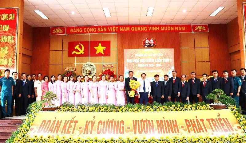 Đảng bộ, chính quyền và nhân dân xã Mỹ Lộc quyết tâm xây dựng quê hương giàu đẹp, văn minh, hiện đại, nghĩa tình