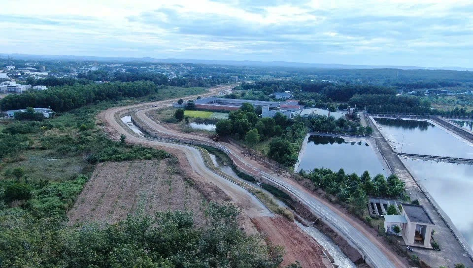 Nhiều tuyến đường mới ở Đồng Xoài được đầu tư, tạo động lực cho sự phát triển chung