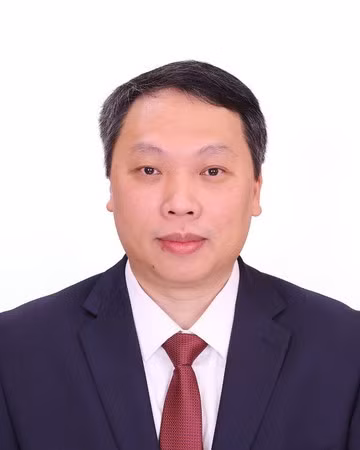 185-nguyen-huy-dung-210.jpg