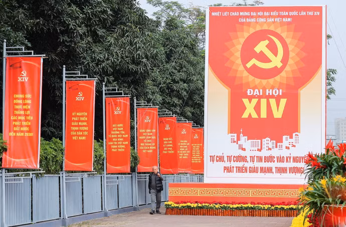 vna-potal-dai-hoi-xiv-cua-dang-ruc-ro-co-hoa-chao-mung-dai-hoi-xiv-8534347.jpg