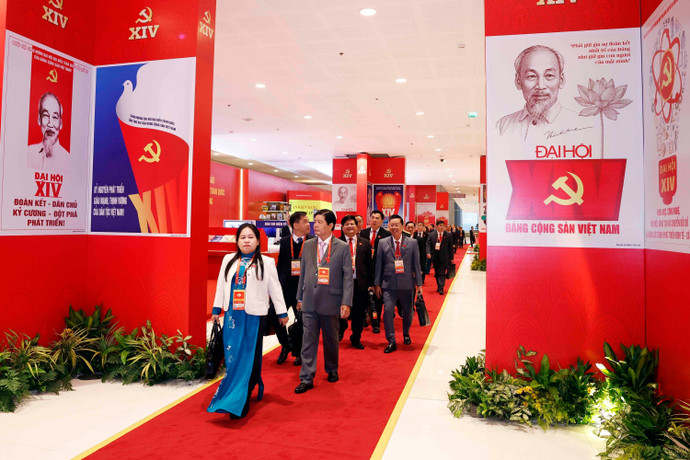 vna-potal-cac-dai-bieu-du-phien-hop-tru-bi-dai-hoi-dang-toan-quoc-lan-thu-xiv-8537870.jpg