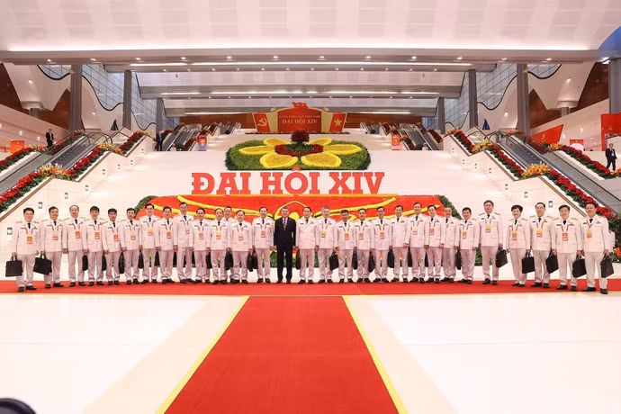 vna-potal-dai-hoi-xiv-cua-dang-ngay-lam-viec-thu-tu-8544730.jpg