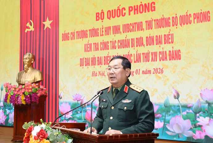 Thượng tướng Lê Huy Vịnh phát biểu chỉ đạo tại buổi kiểm tra.