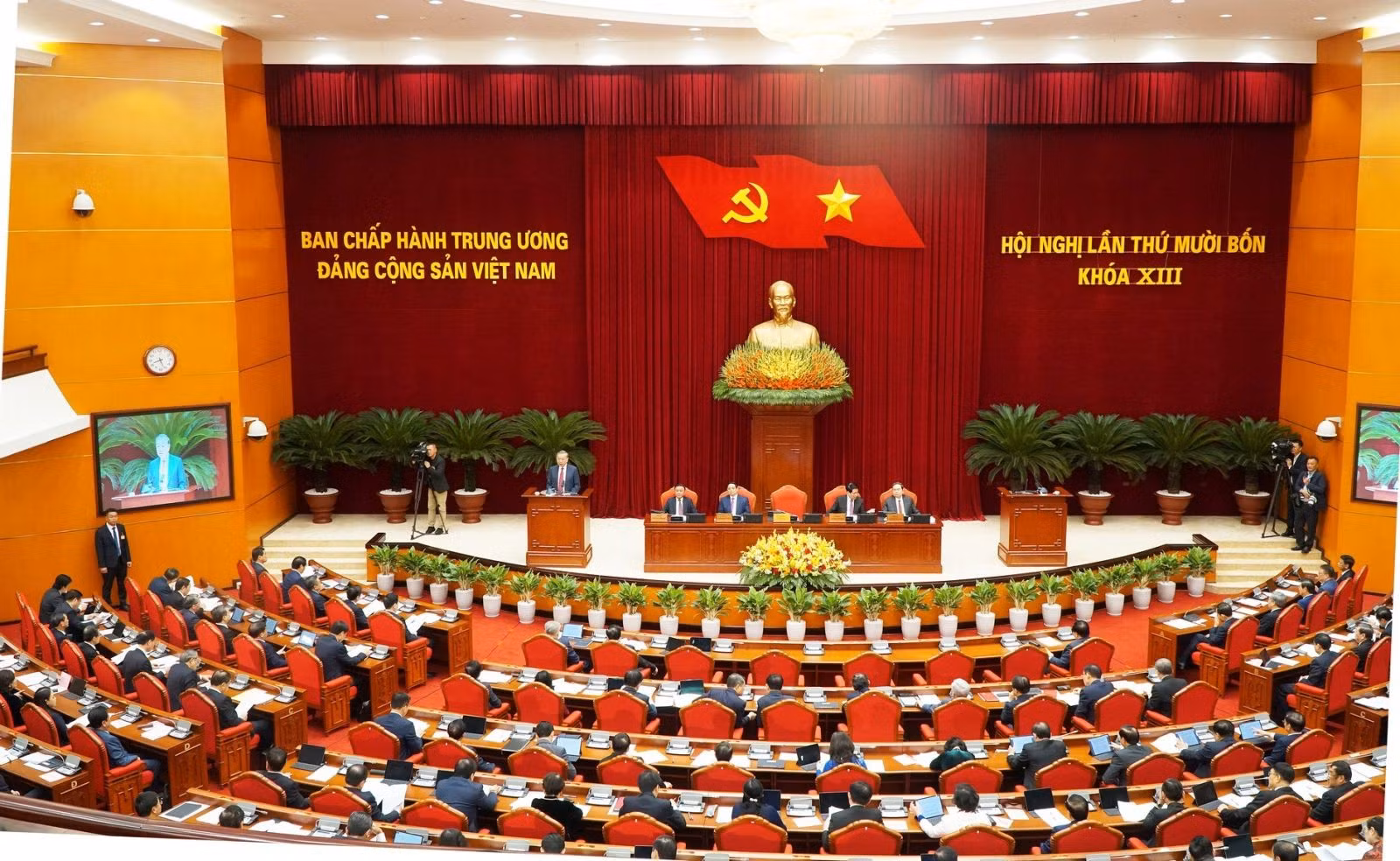 Bước phát triển mới, quan trọng trong tư duy lý luận của Đảng.