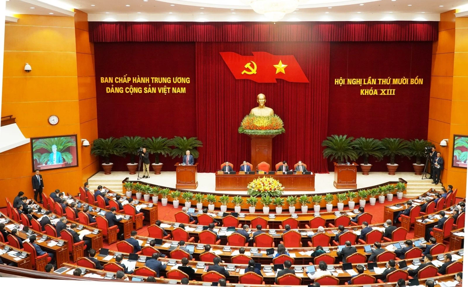 Bước phát triển mới, quan trọng trong tư duy lý luận của Đảng.