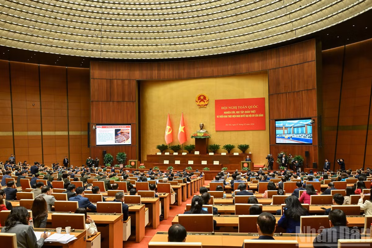 Hội nghị toàn quốc nghiên cứu, học tập, quán triệt và triển khai thực hiện Nghị quyết Đại hội XIV của Đảng được tổ chức tại Hội trường Diên Hồng, Nhà Quốc hội. (Ảnh: DUY LINH)