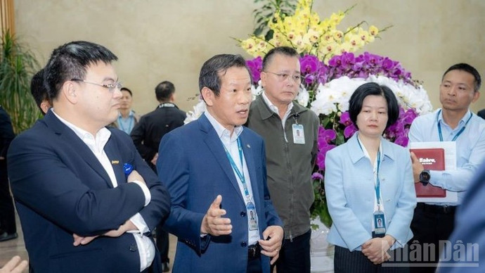 Các đơn vị báo cáo lãnh đạo Cục Hàng không Việt Nam tình hình hoạt động, công tác chuẩn bị phục vụ Đại hội Đảng.