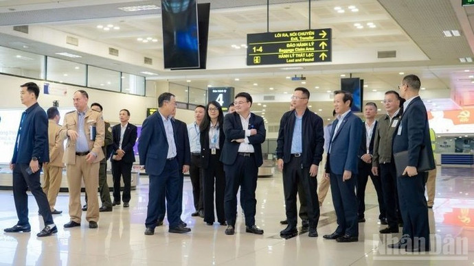 Để đáp ứng sản lượng hành khách tăng cao trong dịp cao điểm sắp tới, Cảng Hàng không quốc tế Nội Bài đã chủ động 3 nhóm giải pháp trọng tâm về hạ tầng; về công nghệ, điều hành và tăng cường phối hợp.