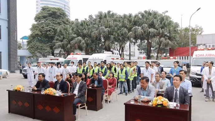 Các đại biểu, các đơn vị tham dự lễ xuất quân.