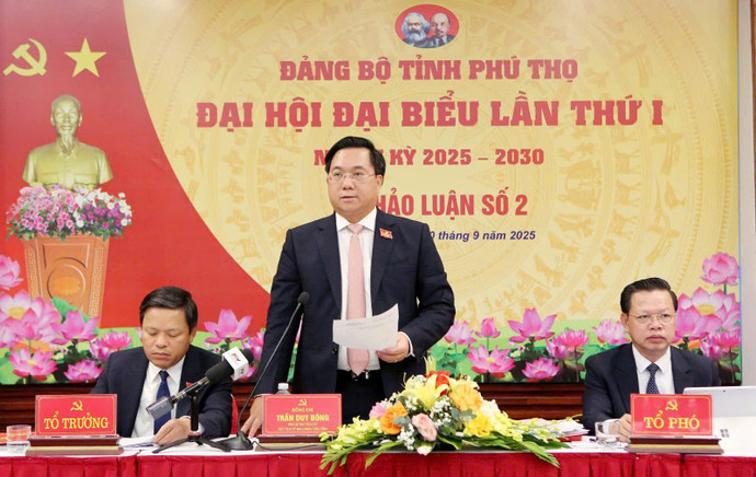 a6-chu-tich-uy-ban-nhan-dan-tinh-tran-duy-dong-phat-bieu-tai-thao-luan-to.jpg