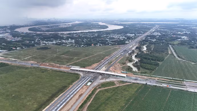 dji-20250927120822-0546-d-resize.jpg