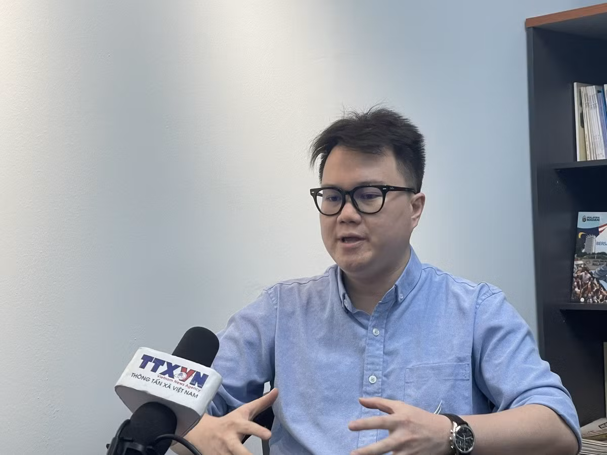 Ông Enzo Sim Hong Jun trả lời phỏng vấn phóng viên TTXVN tại Kuala Lumpur. (Ảnh: THÀNH TRUNG-PV TTXVN tại Malaysia)
