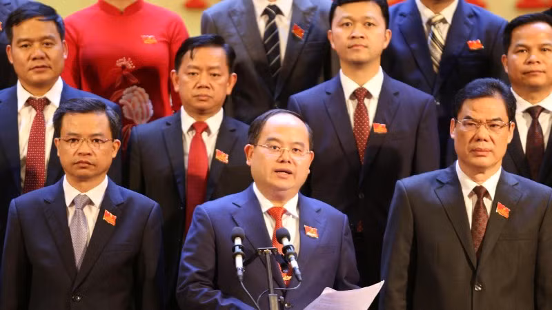 Bí thư Tỉnh ủy Cao Bằng Quản Minh Cường thay mặt Ban Chấp hành Đảng bộ tỉnh khóa XX cảm ơn các đại biểu đã tin tưởng, giao trọng trách.