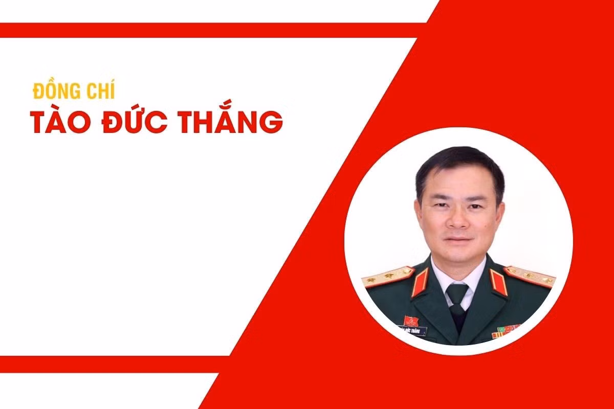 Đồng chí Tào Đức Thắng, Trung tướng, Phó Bí thư Đảng uỷ, Chủ tịch kiêm Tổng Giám đốc Tập đoàn Công nghiệp- Viễn thông Quân đội
