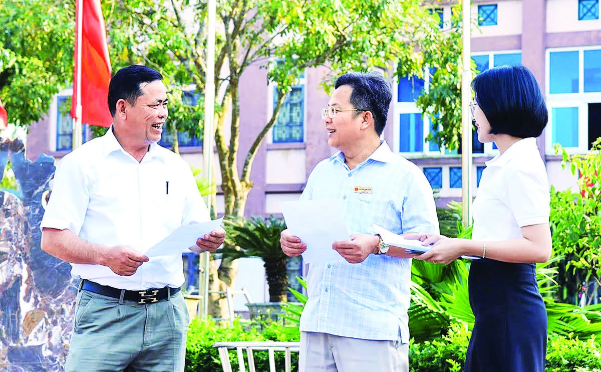 Việc lấy ý kiến của người dân được các cấp ủy đảng ở Hà Tĩnh thực hiện bài bản, góp phần nâng cao vị thế, vai trò của nhân dân trong quá trình thực hiện các nhiệm vụ phát triển.