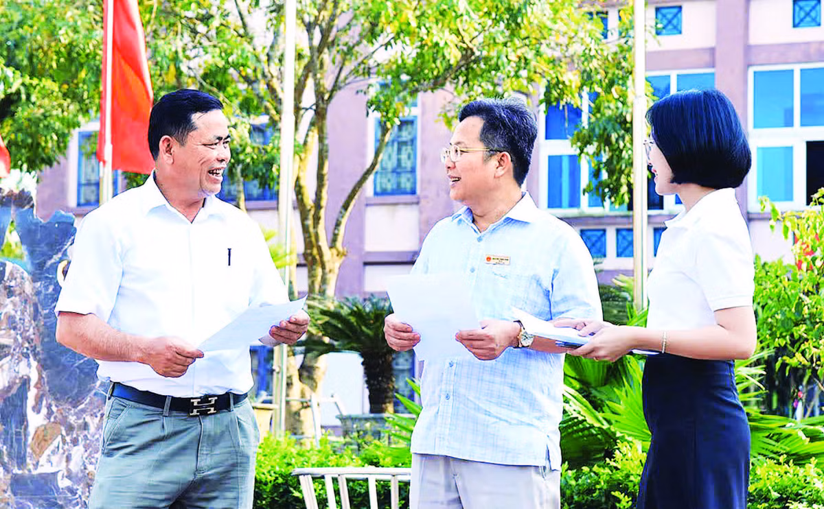 Việc lấy ý kiến của người dân được các cấp ủy đảng ở Hà Tĩnh thực hiện bài bản, góp phần nâng cao vị thế, vai trò của nhân dân trong quá trình thực hiện các nhiệm vụ phát triển.