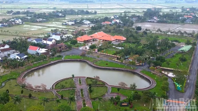 Khu lưu niệm Thủ tướng Phạm Văn Đồng tại xã Mộ Đức (Quảng Ngãi), di tích lịch sử-văn hóa quốc gia.