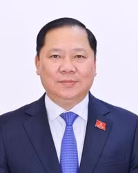 51-nguyen-phi-long.jpg