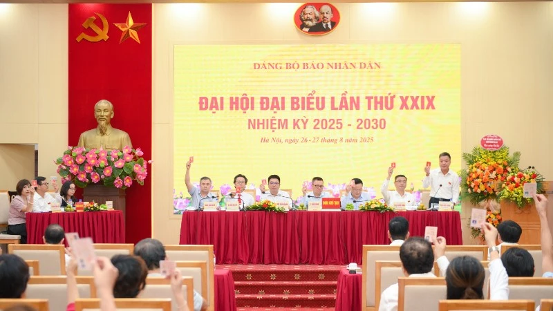 Đại hội đại biểu Đảng bộ Báo Nhân Dân lần thứ XXIX nhiệm kỳ 2025-2030 tổ chức phiên trù bị. (Ảnh: THẾ ĐẠI)