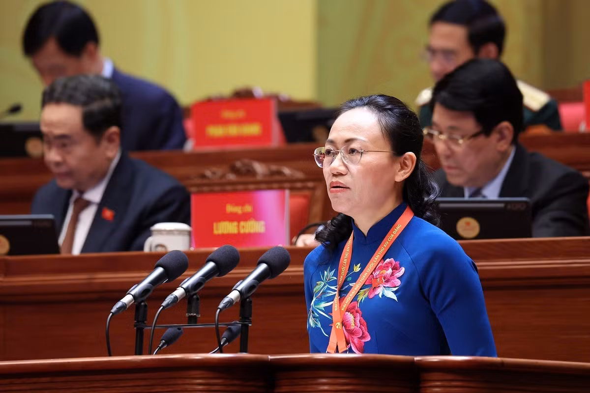 Đồng chí Lê Ngọc Hân, Bí thư Đảng ủy đặc khu Cô Tô, tỉnh Quảng Ninh. Ảnh: TTXVN