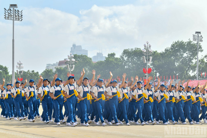 cong-nhan-vietnam.jpg