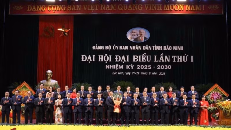 Ban chấp hành Đảng bộ Ủy ban nhân dân tỉnh Bắc Ninh khoá 1, nhiệm kỳ 2025-2030 ra mắt.