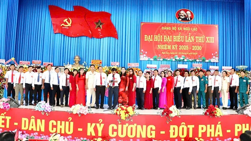 Ban Chấp hành Đảng bộ xã Ngũ Lạc ra mắt tại Đại hội đại biểu Đảng bộ xã lần thứ 1, nhiệm kỳ 2025-2030.