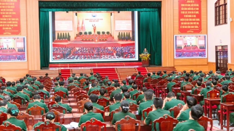 Quang cảnh hội nghị