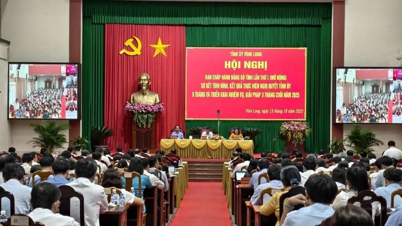 Tỉnh ủy Vĩnh Long quan tâm phát triển đảng viên là người dân tộc thiểu số.