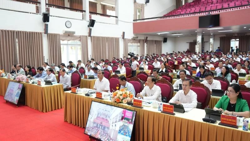 Tỉnh ủy Vĩnh Long tập trung tăng cường sự lãnh đạo của Đảng đối với công tác dân số.