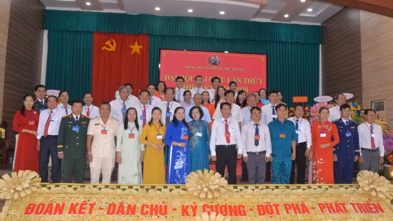 Đại hội đại biểu xã Phước Mỹ Trung đề ra mục tiêu xây dựng xã nông thôn mới hiện đại.