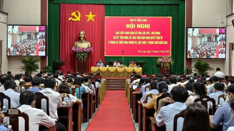 Tỉnh ủy Vĩnh Long tập trung tăng cường lãnh đạo của Đảng đối với công tác thực hành tiết kiệm, chống lãng phí.