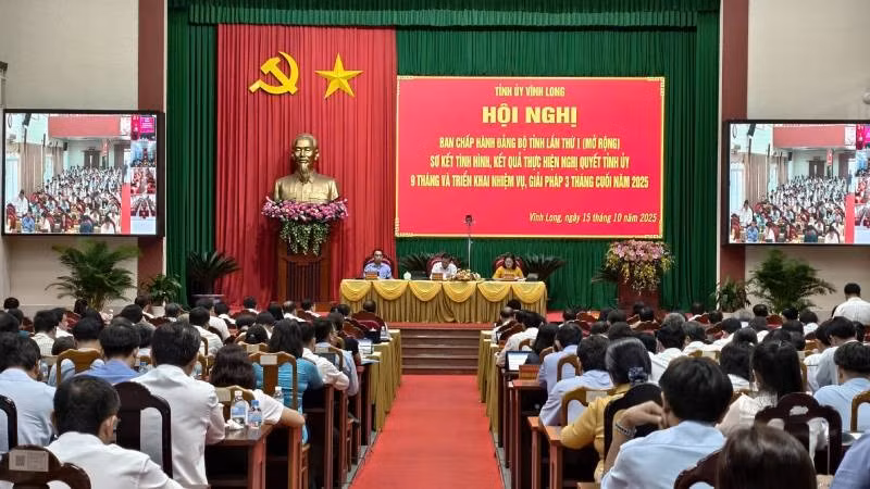 Tỉnh Vĩnh Long tập trung thực hiện bảo hiểm y tế toàn dân.