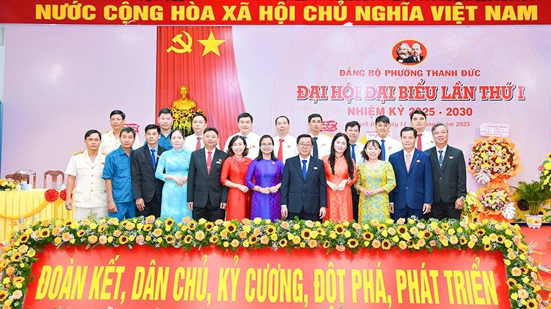 Ban chấp hành Đảng bộ phường Thanh Đức.