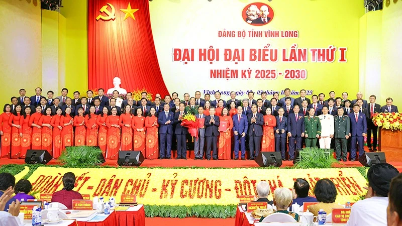 Ban chấp hành Đảng bộ tỉnh Vĩnh Long.