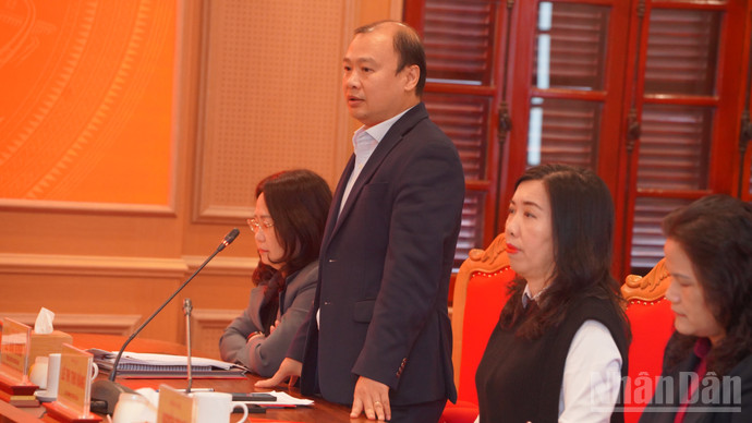 Đồng chí Lê Hải Bình phát biểu tại phiên họp. ndo_br_dsc04217.jpg