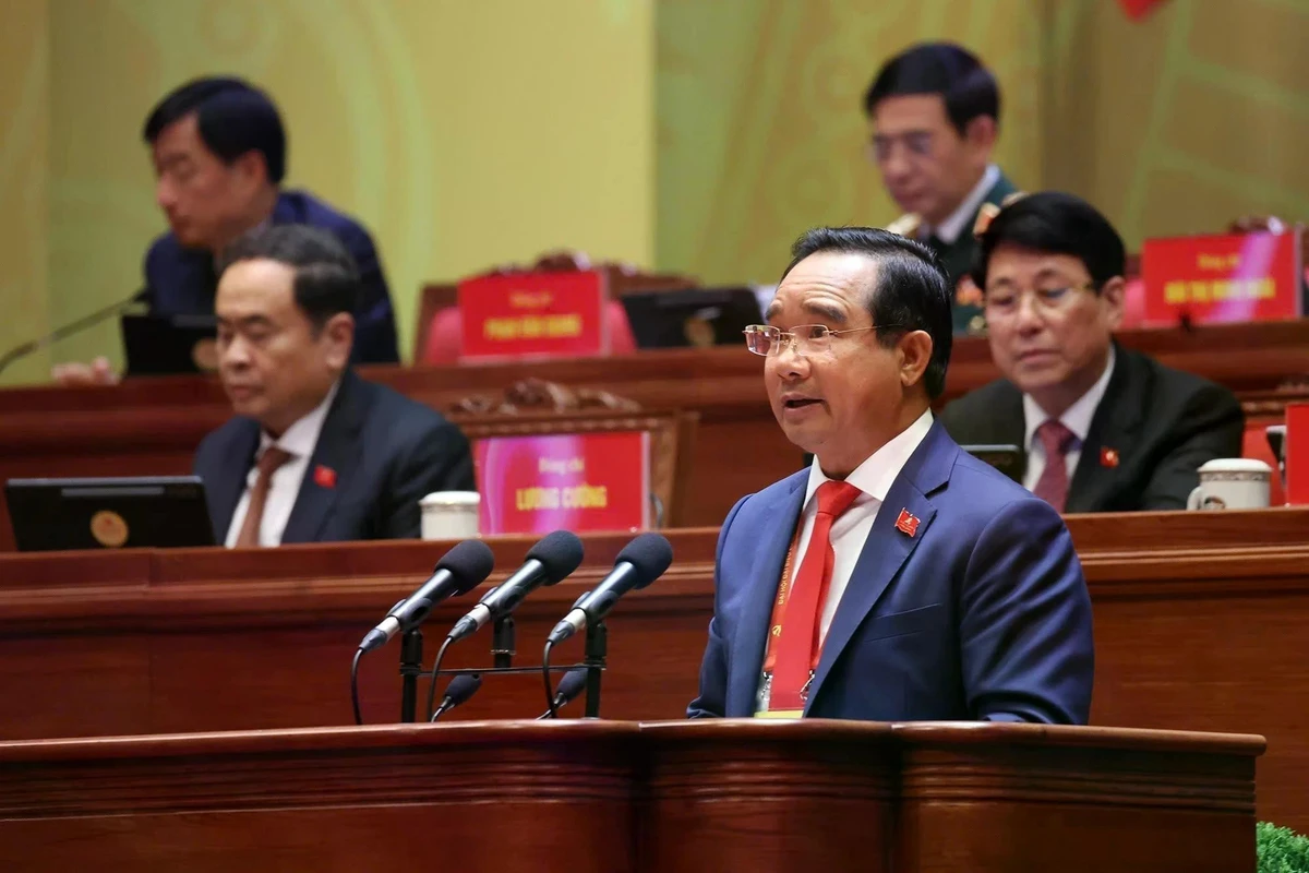 Đồng chí Nguyễn Văn Được, Ủy viên Trung ương Đảng, Phó Bí thư Thành ủy, Chủ tịch Ủy ban nhân dân Thành phố Hồ Chí Minh trình bày tham luận tại Đại hội XIV. Ảnh: TTXVN