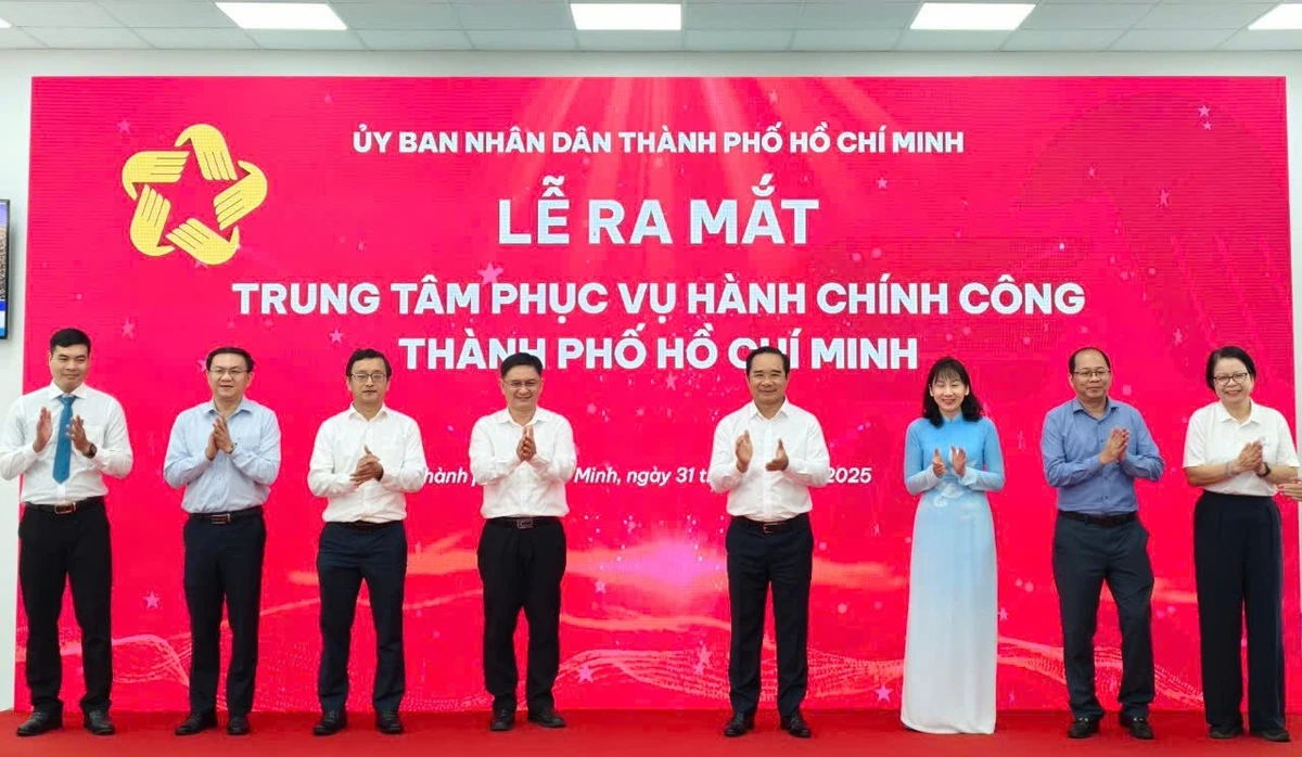 Thành phố Hồ Chí Minh ra mắt Trung tâm Phục vụ hành chính công thành phố.