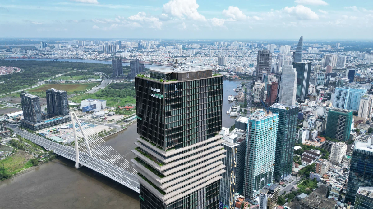 Một góc Thành phố Hồ Chí Minh năng động và phát triển (Ảnh: Thế Anh).