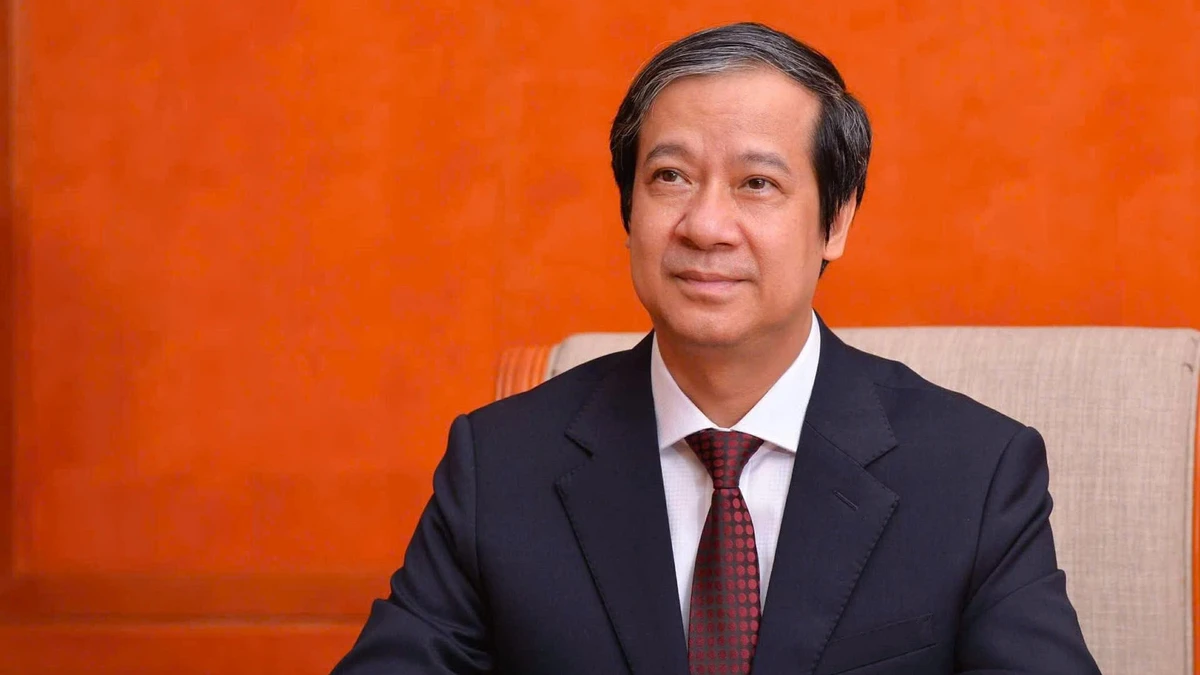 Bộ trưởng Giáo dục và Đào tạo Nguyễn Kim Sơn.