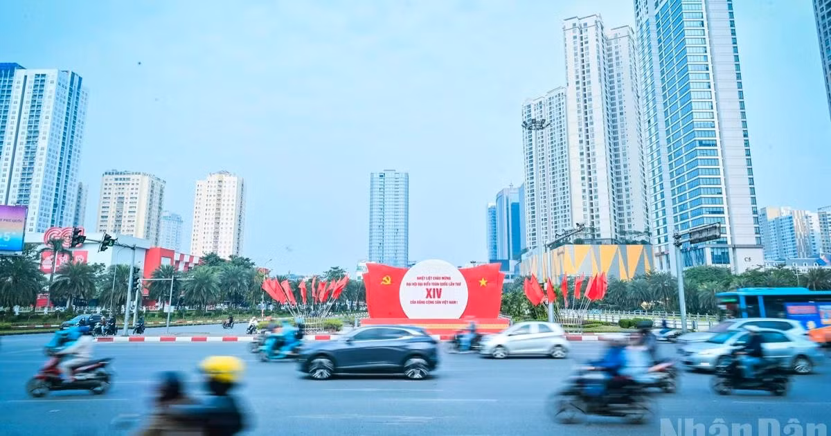 Thủ đô Hà Nội rực rỡ đón chào Đại hội XIV của Đảng