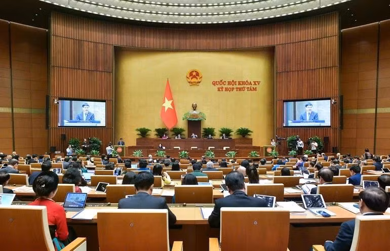 Đổi mới mạnh mẽ tư duy xây dựng và hoàn thiện thể chế pháp luật