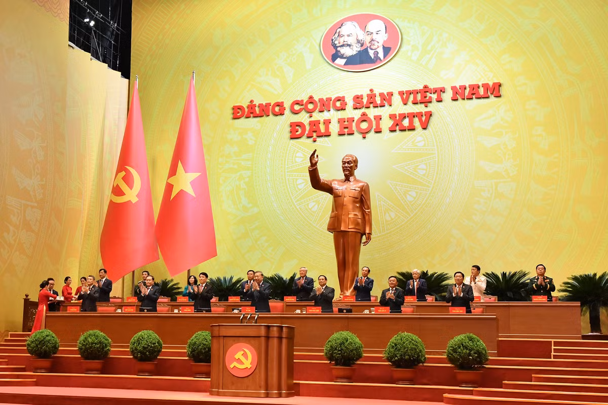 Các đồng chí lãnh đạo chủ chốt của Đảng, Nhà nước chủ trì phiên họp trù bị Đại hội XIV của Đảng.