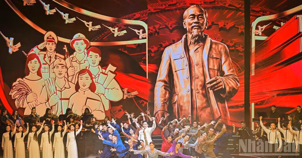 Chương trình nghệ thuật đặc biệt 'Mãi mãi niềm tin theo Đảng': Nghệ thuật, cảm xúc và công nghệ hòa quyện
