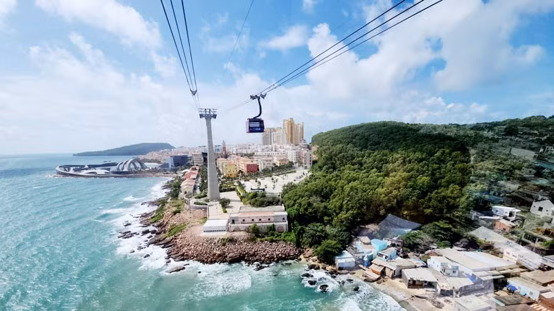 Cáp treo Hòn Thơm, đặc khu Phú Quốc.